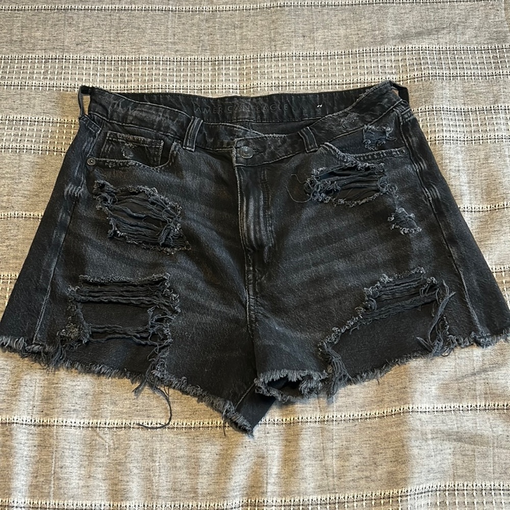 American Eagle Mom Short